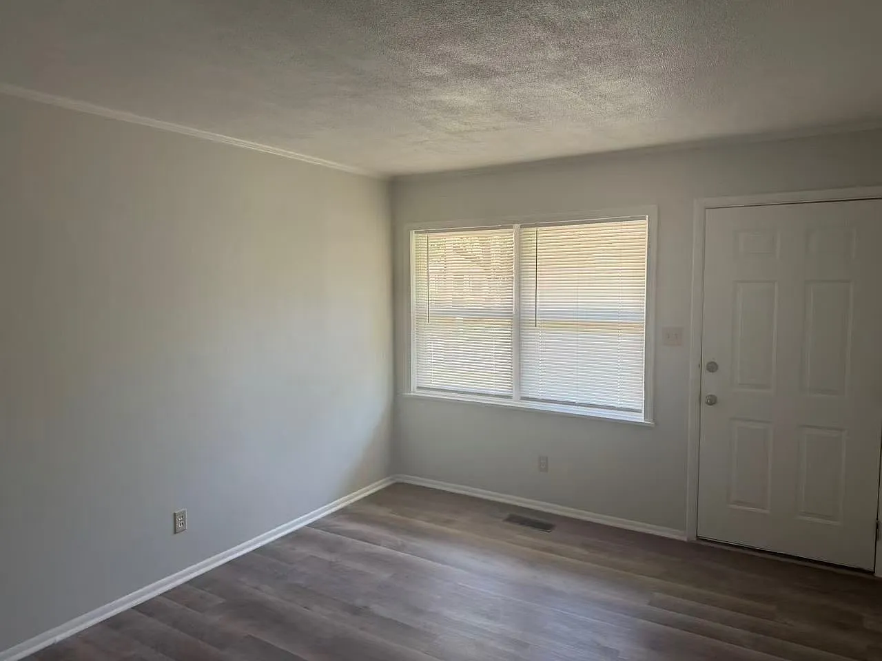 4 bed, 1550 sqft, $1,400 — Photo 3