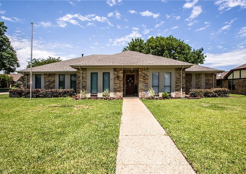 1st image of 3413 Sheffield Cir