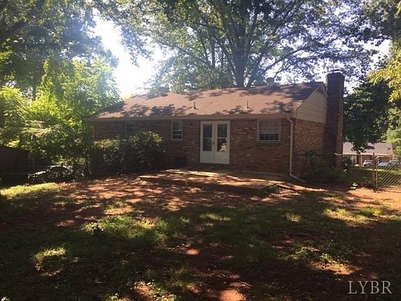 2nd image of 1312 Ashbourne Dr