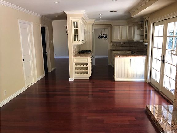4th image of 1161 Heatherview Dr