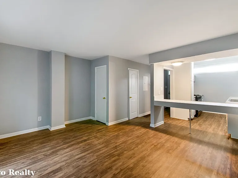 1804 Lyle Ave #2 — Photo 13