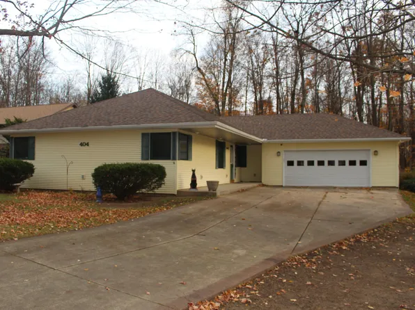 404 Parkwood Dr, Jonesville, MI 49250