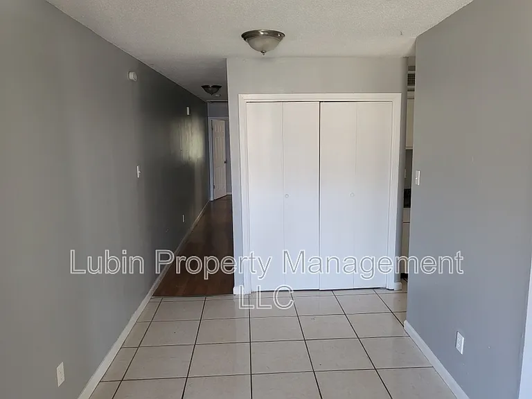 4423 Sumners Wells Rd — Photo 5