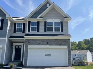 1707 Canterbury Dr, Imperial, PA