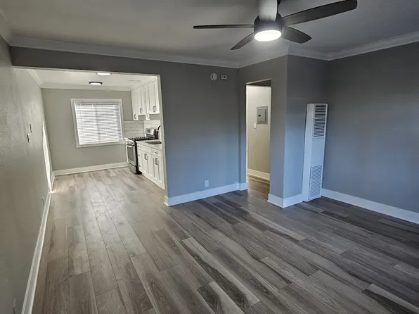 120 S Idaho St #D, La Habra, CA 90631