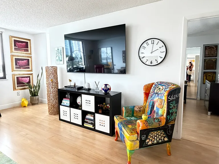 540 Brickell Key Dr #828 — Photo 10