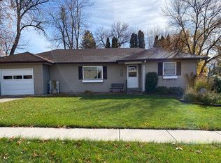 311 S Main St, Arlington, SD 57212