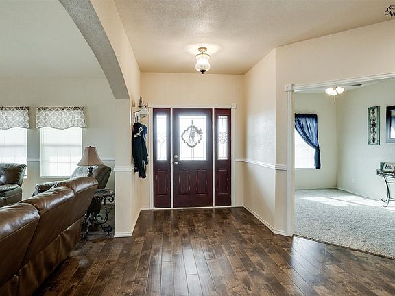 2nd image of 5010 Kiel Ln