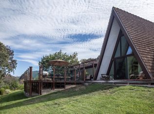 28950 Rosecrest Dr, Agoura, CA 91301