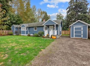 8013 NE 185th St, Kenmore, WA 98028