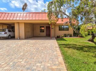 9411 Catalina Dr, Bradenton, FL 34210