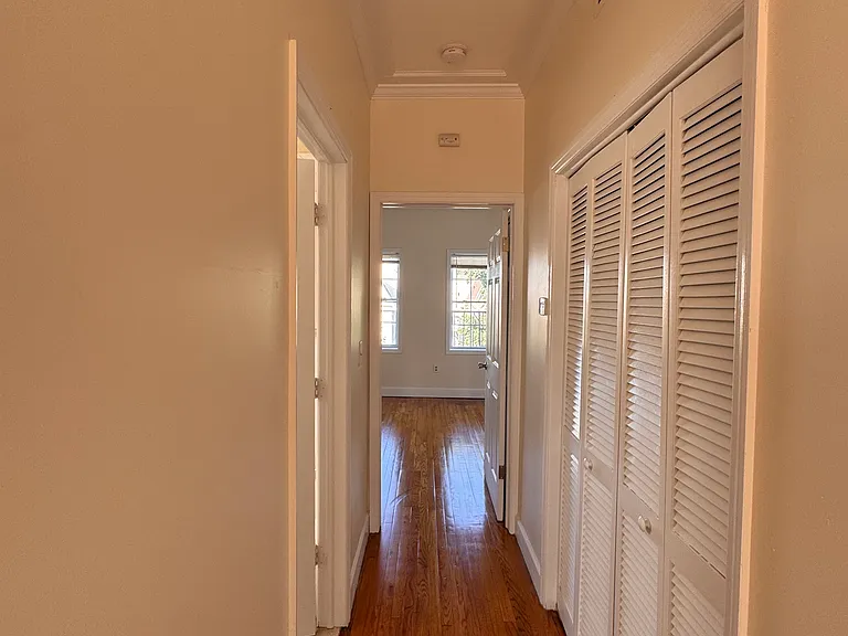 226 Linden Ave #3L — Photo 19
