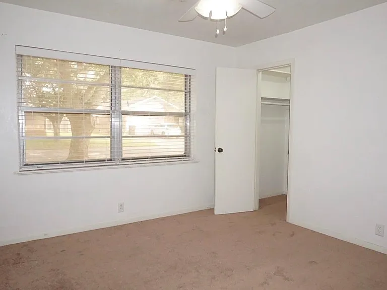 1716 Edna Ave — Photo 17