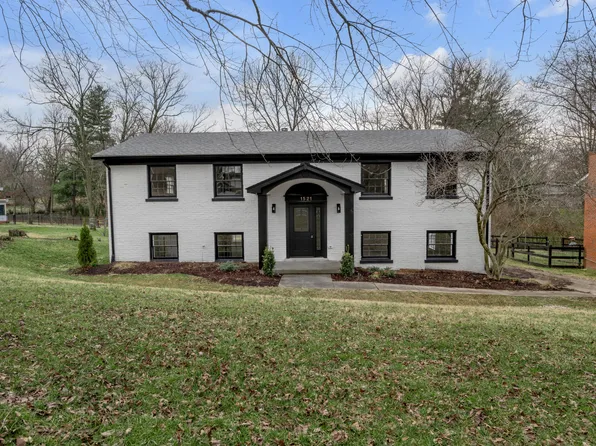 1521 Pine Meadow Ct, Lexington, KY 40504