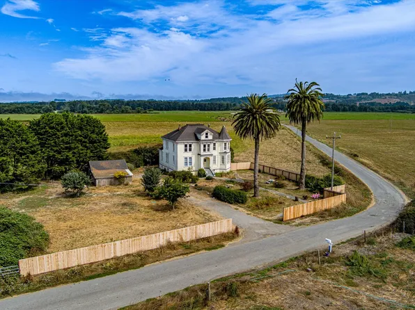 500 Sage Rd, Ferndale, CA 95536