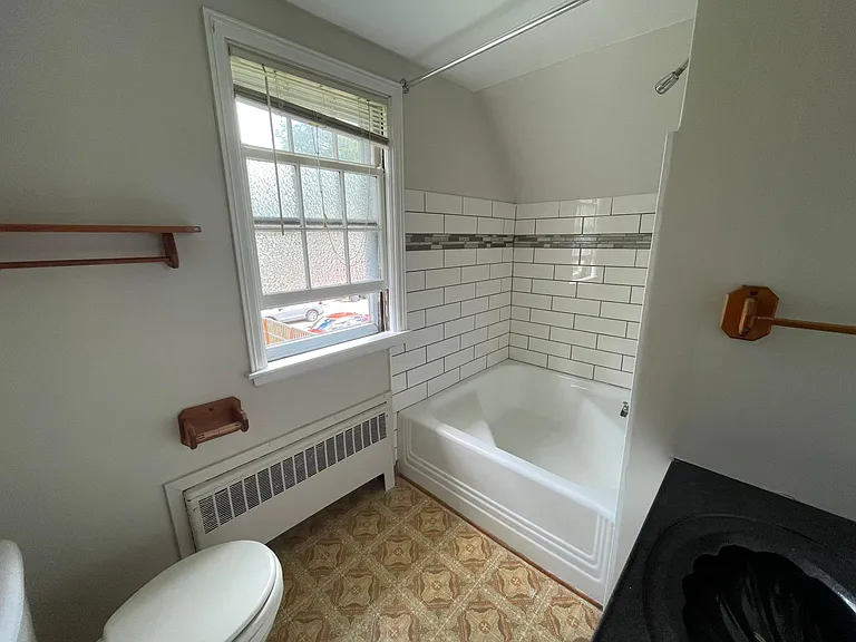 3958 E Plankinton Ave — Photo 5