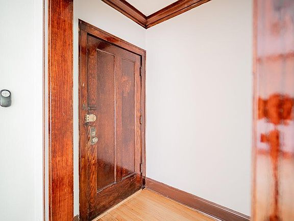 4th image of 4205 W Fullerton Ave #93793e98c