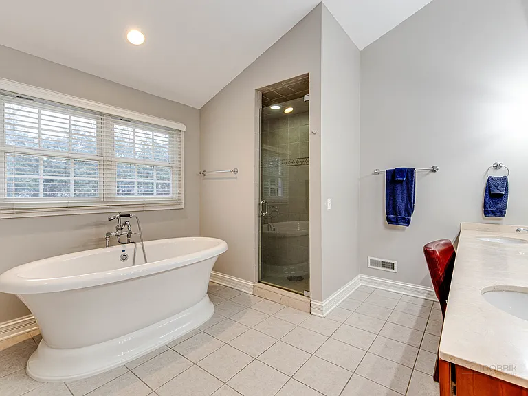 420 Ravine Park Dr — Photo 22