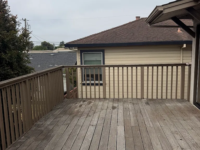 16 Middlefield Ln #A — Photo 3