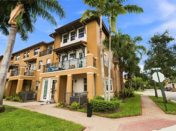 1075 SW 147th Ave #5601, Pembroke Pines, FL 33027