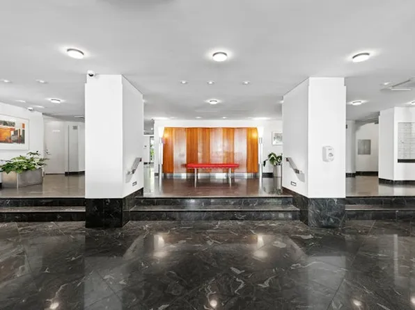 400 Central Park West image 7 of 11