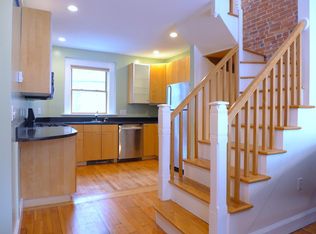 18 Greenwich St #A, Roxbury Crossing, MA 02120