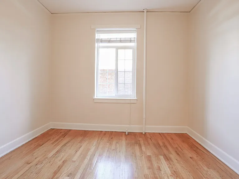 961 N Marion St #4 — Photo 8
