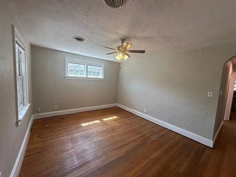 3501 Hanover Ave — Photo 16