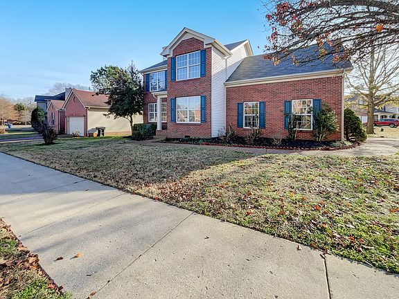 2nd image of 701 Amhearst Ct