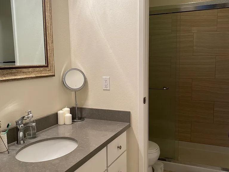 884 W Spain St — Photo 16