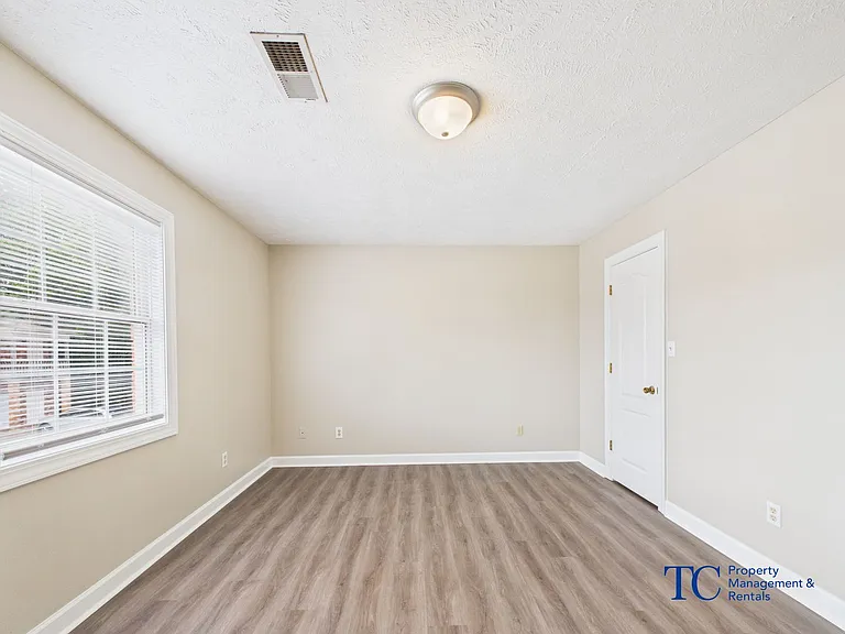 287 Foxworth Dr — Photo 25