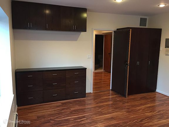 2nd image of 71 Newell St Ste 1