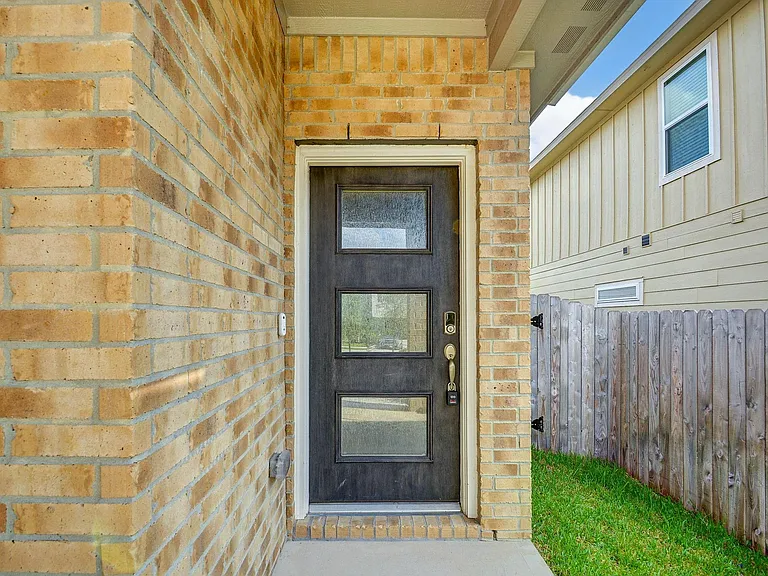 18572 Meadow Point Ln — Photo 7