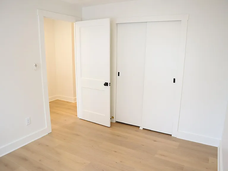 535 Lilly Ave — Photo 16