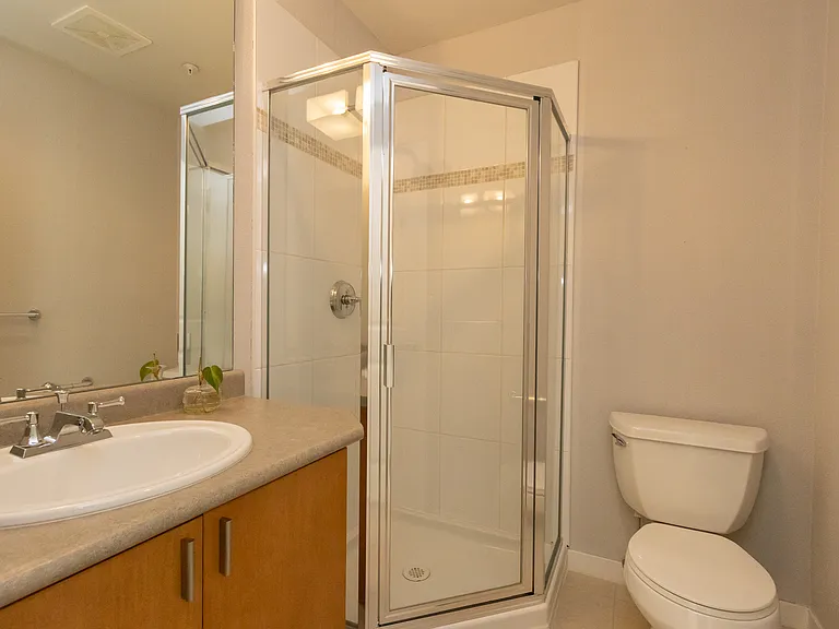 2491 Folkestone Way — Photo 21
