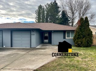 834 Olympic Ave, Medford, OR 97504