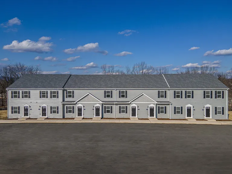 101 Missouri Ct — Photo 14