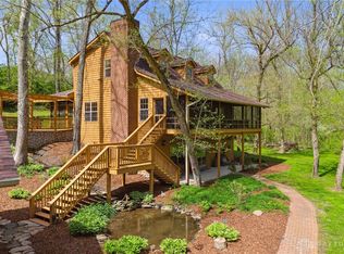 2216 Mitchell Rd, Wilmington, OH 45177