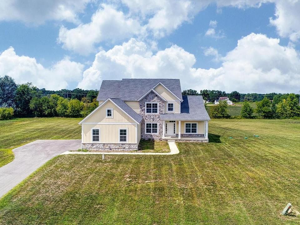 1st image of 10115 Smith Dr