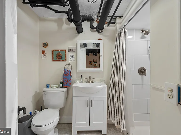 238 S 13th St #GRDN — Photo 12