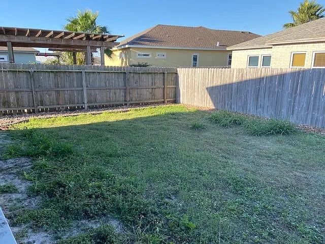 15845 Grenadine Dr — Photo 53