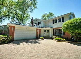 800 S Waverly Pl, Mount Prospect, IL