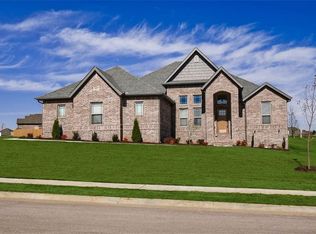 817 Flycatcher Trce, Springdale, AR 72762