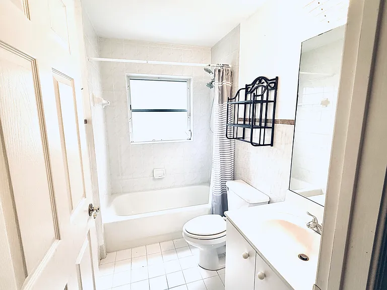 10921 Royal Caribbean Cir — Photo 21