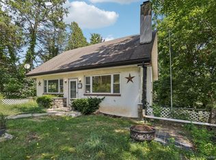 130 Hewitt St, Lake Peekskill, NY 10537