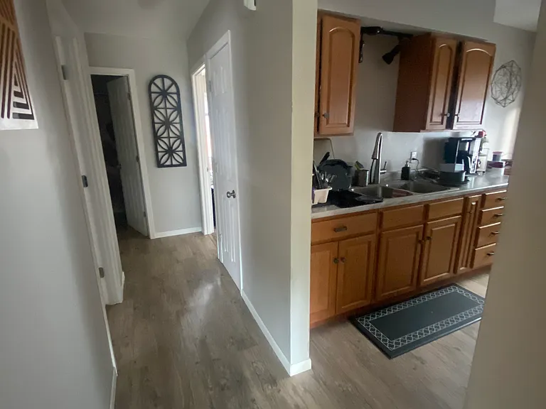 3324 Penn Ave N — Photo 10