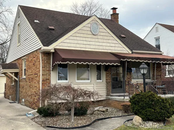 21032 Frazho St, Saint Clair Shores, MI 48081