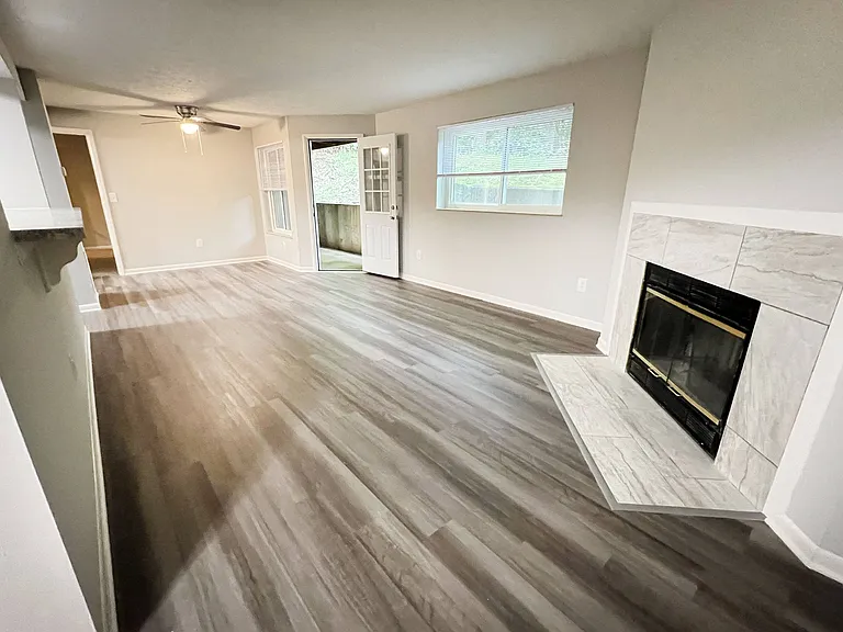 The Vinings Apartments — Photo 48
