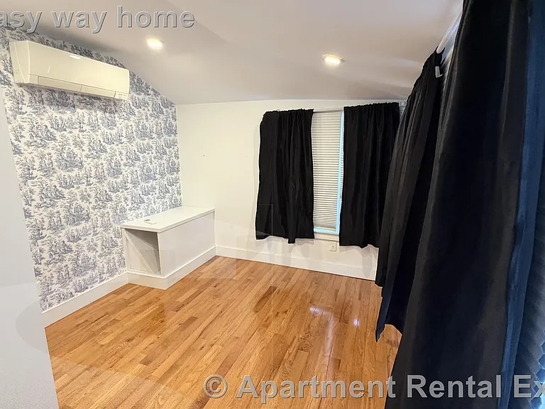 9 Ashland St — Photo 9