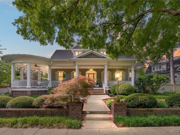 2736 Live Oak Ln, Midlothian, VA 23113